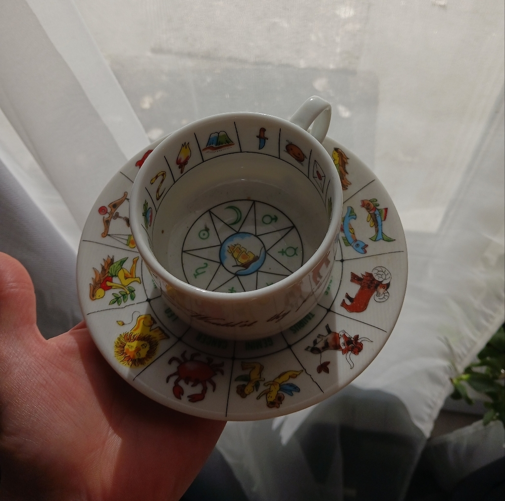 Fortune telling tea cup